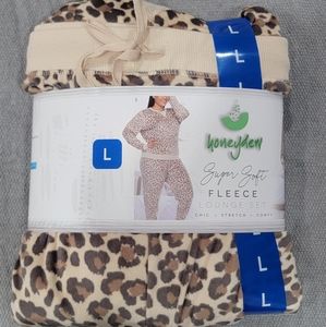 Leopard Print Fleece Lounge Set